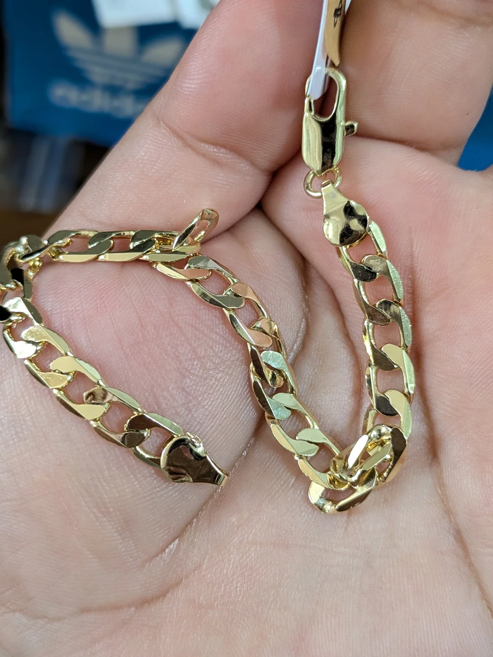 Gold Plated Tone Figaro Chain Bracelet - Unbranded